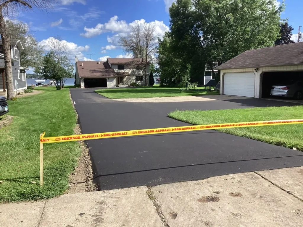 Forest Lake Asphalt Driveway